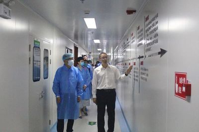 濟(jì)南市自貿(mào)區(qū)領(lǐng)導(dǎo)及市傳染病醫(yī)院專家赴齊魯細(xì)胞治療參觀交流 共促細(xì)胞技術(shù)研發(fā)與應(yīng)用發(fā)展